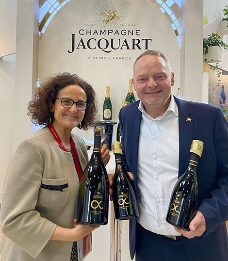 Joëlle Weiss und Uwe Butzlaff vom Champagnerhaus Jacquart